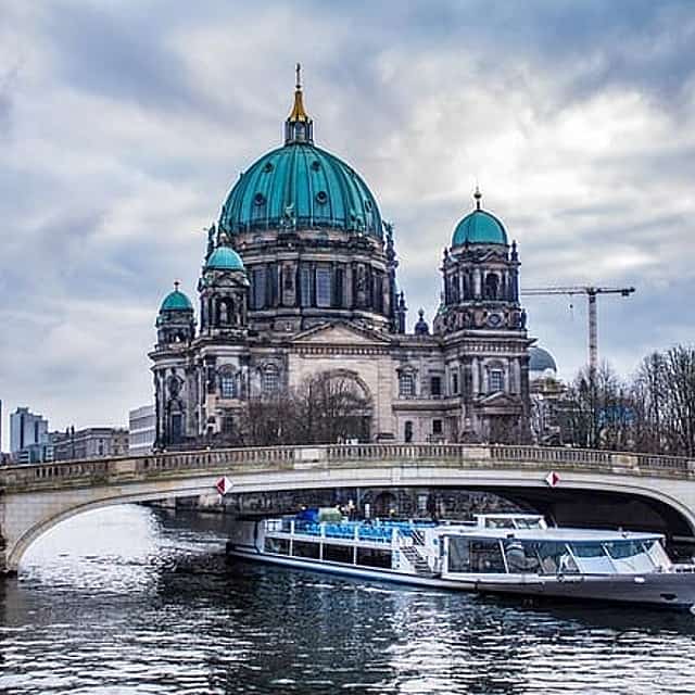 Private Transfer from Prague to Berlin, Hotel-to-hotel, English-speaking driver