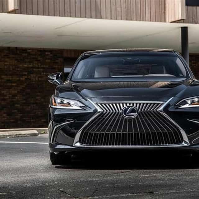 Abu Dhabi International Airport to Dubai Hotel Private Transfer