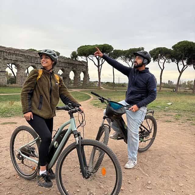E-Bike Appian Way: Aqueducts & Cecilia Metella Mausoleum VR