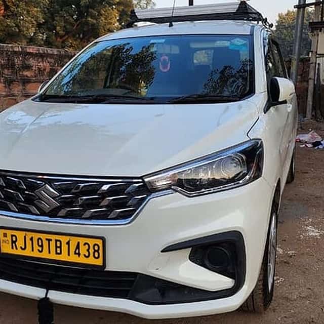 Private Transfer from Pushkar to Udaipur One Way by Air Conditioned Sedan or SUV
