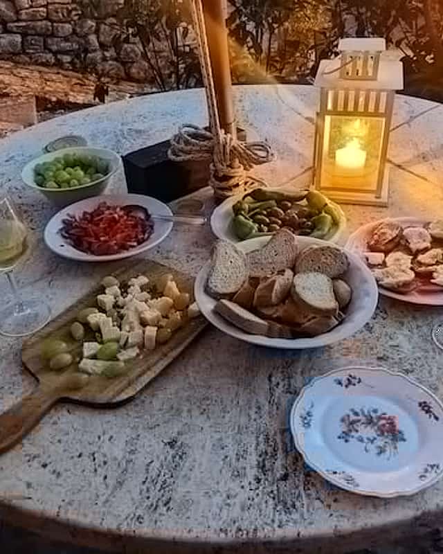 Food & Drink