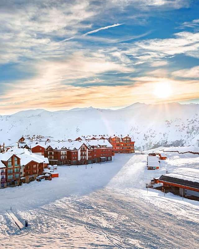 Private Skiing and Snowboarding Lessons