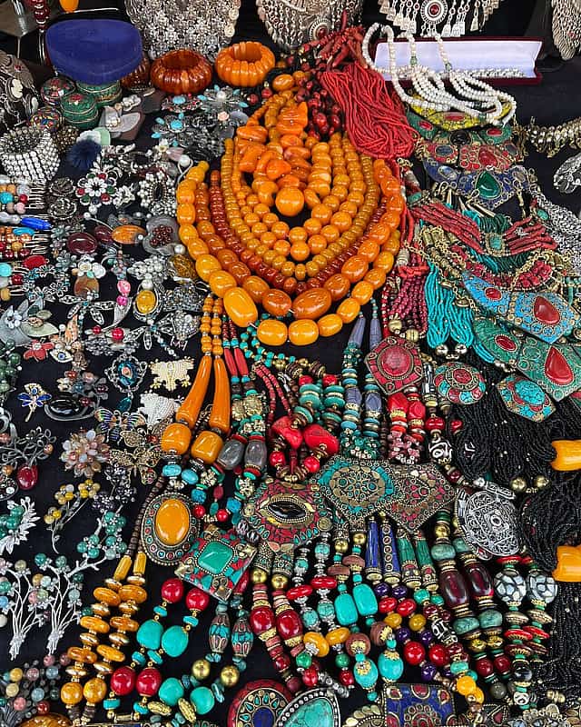 Vernissage Market