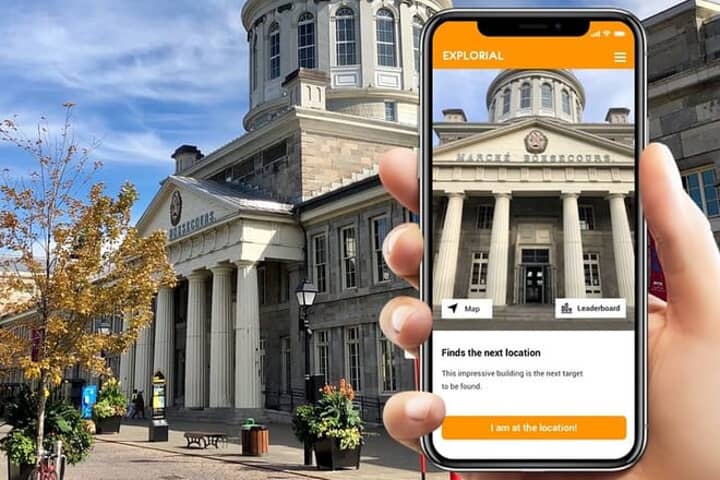 Montréal Self-Guided City Walking Tour & Scavenger Hunt