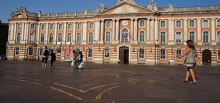 Photo 1 Private Transfer From Barcelona To Toulouse With a 2 Hour Stop