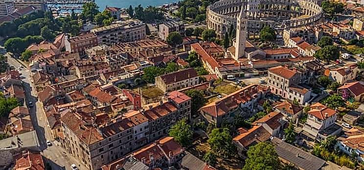 Photo 1 Private Transfer from Split to Pula with 2 hours for sightseeing