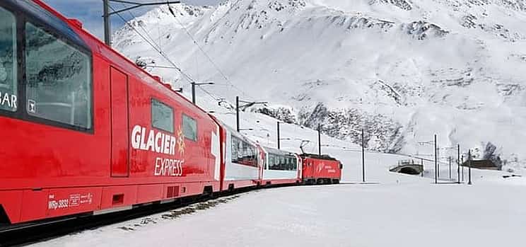 照片 1 Glacier Express Panoramic Train Round Trip in one Day Private Tour from Basel