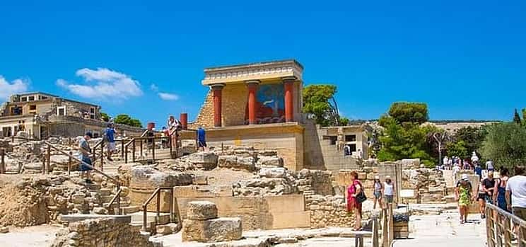 Photo 1 Knossos Museum and Heraklion tour from Rethymno