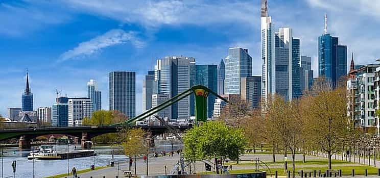 Photo 1 Private transfer from Brussels to Frankfurt, 2h Stop in Cologne