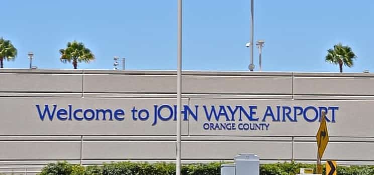 Photo 1 Anaheim Resort Private Transfer to or from John Wayne Airport.