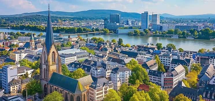 Photo 1 Private transfer from Brussels to Bonn with a 2h Sightseeing Stop
