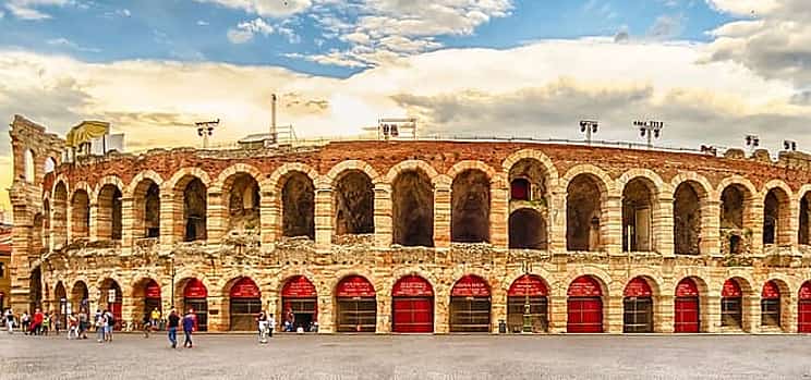 Photo 1 Private day trip from Venice to Verona, Lago di Garda & back