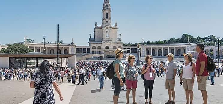 Photo 1 Fatima and Coimbra Religious Tour: Private Day Trip from Lisbon