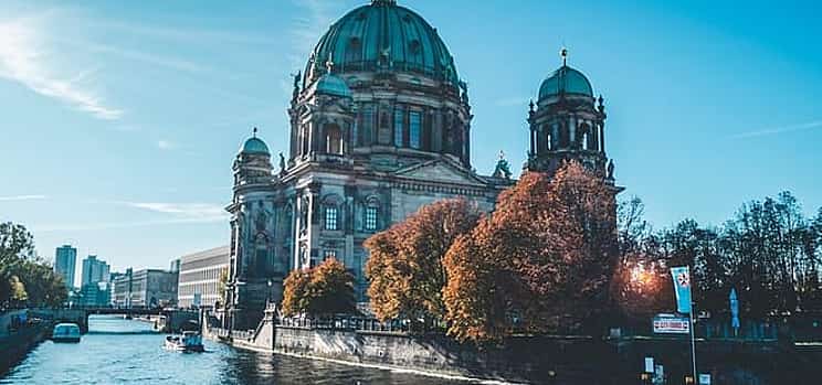 Photo 1 Private Scenic Transfer from Prague to Berlin with 4h of Sightseeing