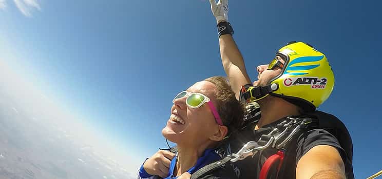 Photo 1 Skydive Tandem Jump