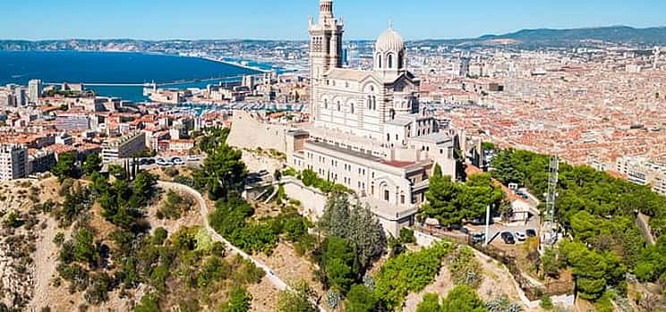 Photo 1 Private transfer from Nice to Marseille, 4 hour Stop in Cannes
