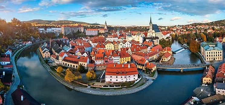 Φωτογραφία 1 Transfer from Prague to Cesky Krumlov with 2h in Hluboka 