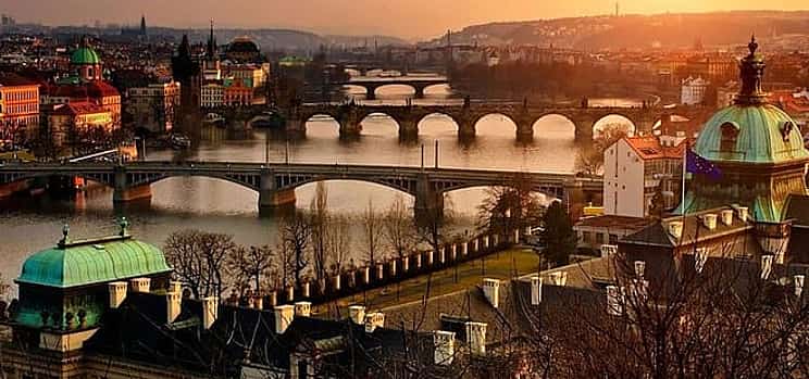 Photo 1 Private Transfer from Salzburg to Prague with 2h of Sightseeing