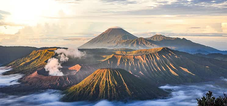 Photo 1 Borobudur Temple, Bromo and Ijen 4-day Tour from Yogyakarta