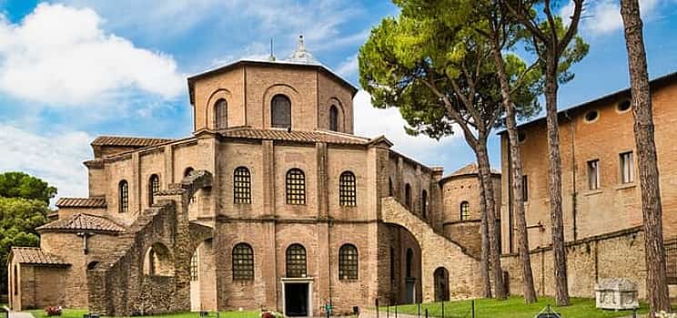 Photo 1 Private direct transfer: Florence to Ravenna, with local driver