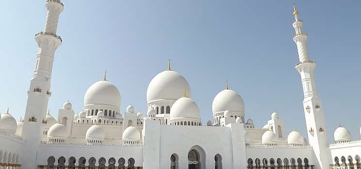 Photo 1 Full-day Abu Dhabi City Tour with Visit to Grand Mosque