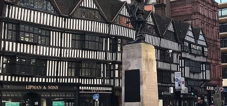 Photo 1 London Quest: Chasing Dickens Through Victorian London 
