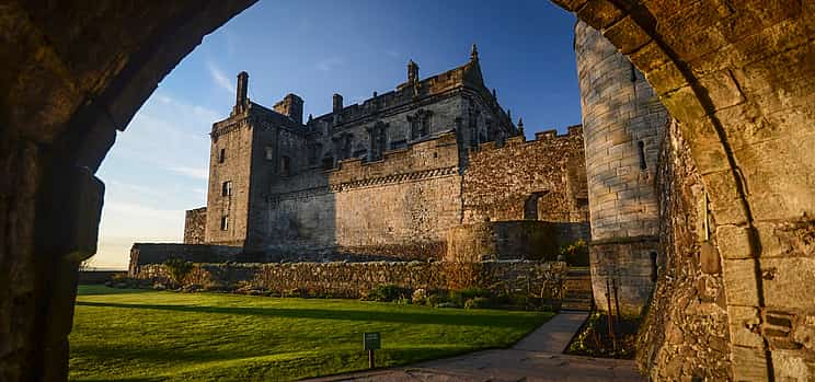 Photo 1 Castles of Central Scotland Private Tour