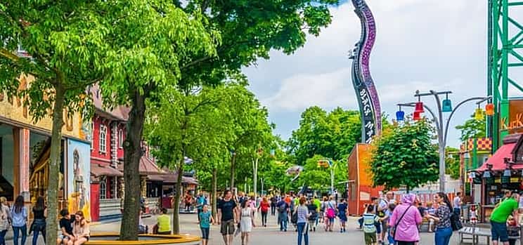 Photo 1 Vienna Wurstelprater Exploration Game and Tour