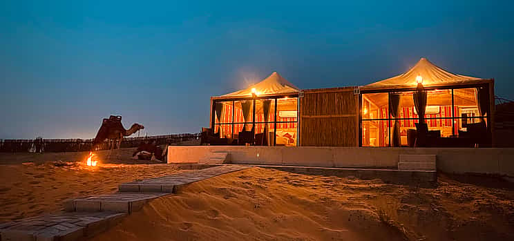 Foto 1 Noche de acampada en el Chalé Premium Bedouin Oasis