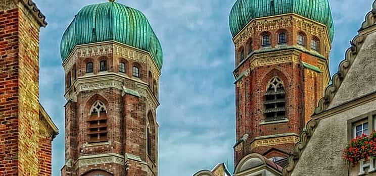 Fotografie 1 Private Transfer from Kitzbuhel To Munich, English Speaking Driver