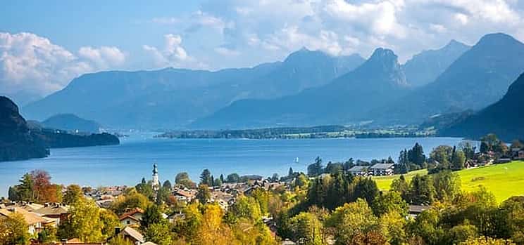 Photo 1 Private Transfer from Salzburg to Vienna 2h to Explore Local Highlights