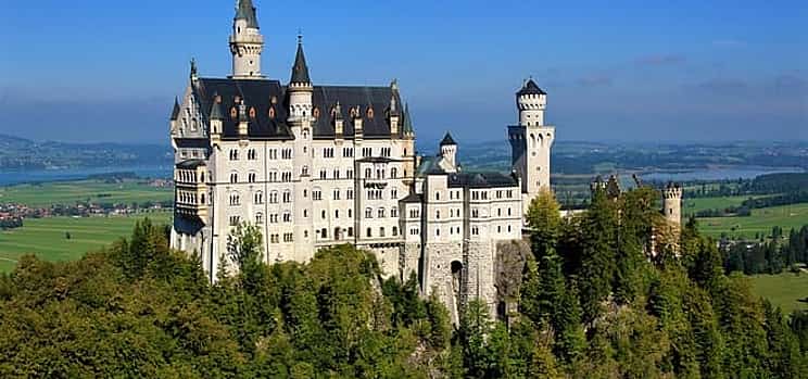 Foto 1 Neuschwanstein Castle and Linderhof Palace Day Trip from Munich