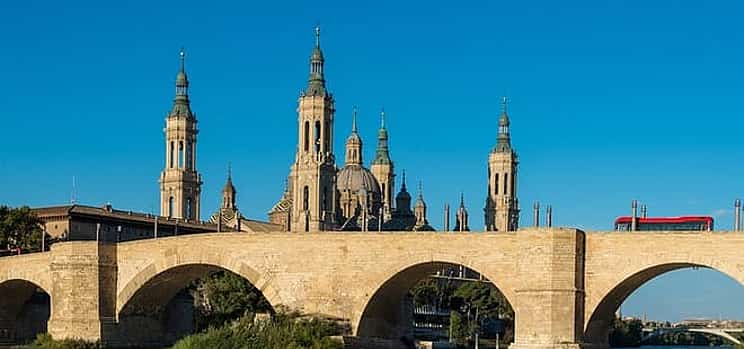 Photo 1 Private Transfer From Barcelona To Zaragoza With a 2 Hour Stop