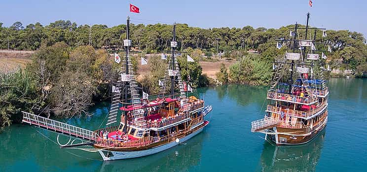 Foto 1 Excursión en barco por el río Manavgat desde Alanya con bazar público y cascada