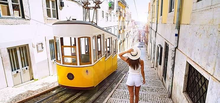 Photo 1 Private transfer from Seville to Lisbon, 2 hours for sightseeing