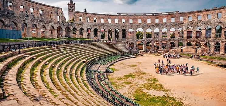 Photo 1 Private transfer from Trieste to Pula with 2h sightseeing stop