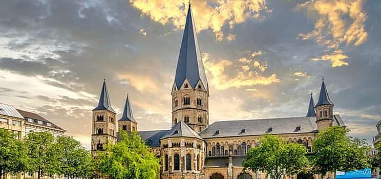 Photo 1 Private transfer from Bruges to Bonn, 2h stop