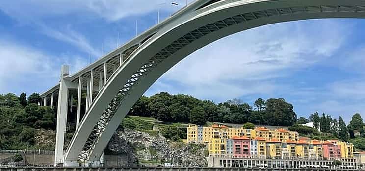 Photo 1 Private day trip: Lisboa to Arrabida Natural Park and Sesimbra