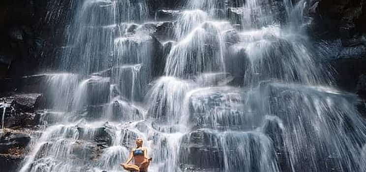 Foto 1 Spirituelles & malerisches Bali: Elefantenhöhle, Kaffeeplantage & Kanto Lampo Wasserfälle
