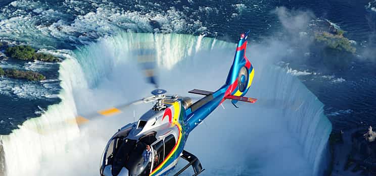 Foto 1 Ultimative Niagarafälle-Tour mit Hubschrauberflug und Mittagessen im Skylon Tower