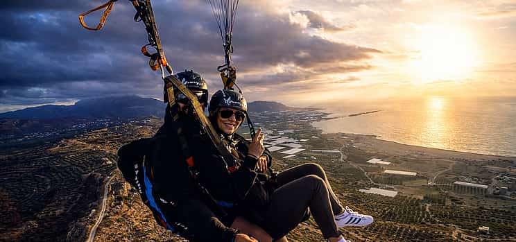 รูปภาพ 1 Tandem Paragliding in Crete (Chania)