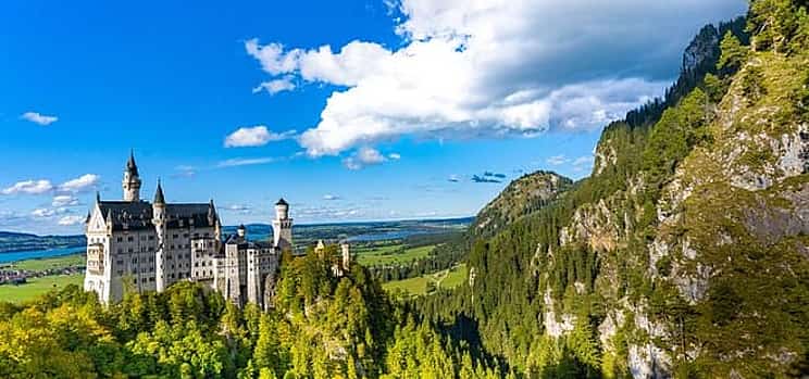 Foto 1 Privater Tagesausflug von München zur Wieskirche und nach Neuschwanstein