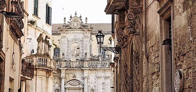 Photo 1 Private transfer from Naples to Lecce with 2h stop in Alberobello