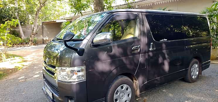 Photo 1 5 Day & 4 Night Sri Lanka Experience (KDH Van)