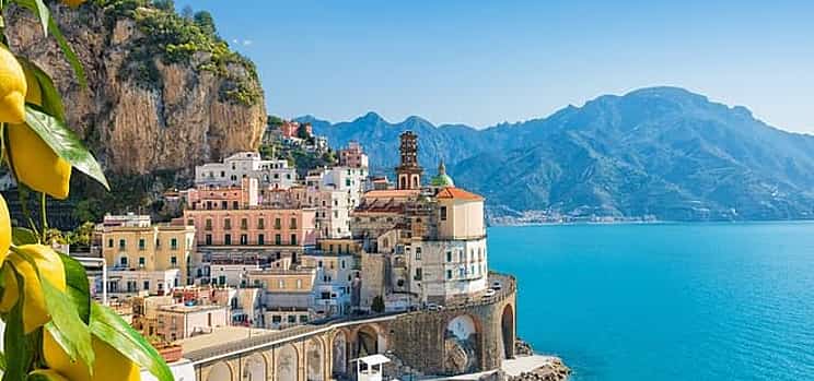 Φωτογραφία 1 Private day trip: Naples to Atrani and back with a local driver