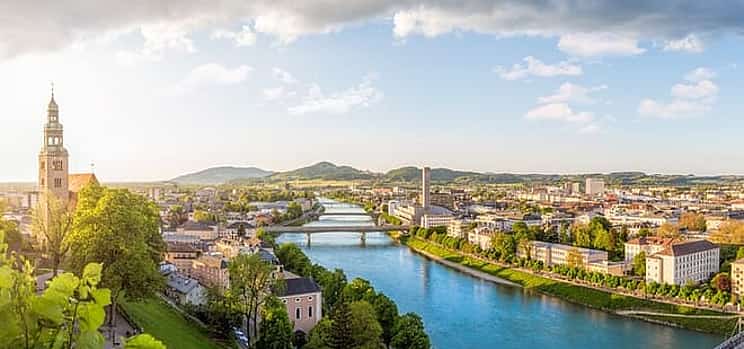 Photo 1 Munich to Herrenchiemsee and Salzburg Private Tour