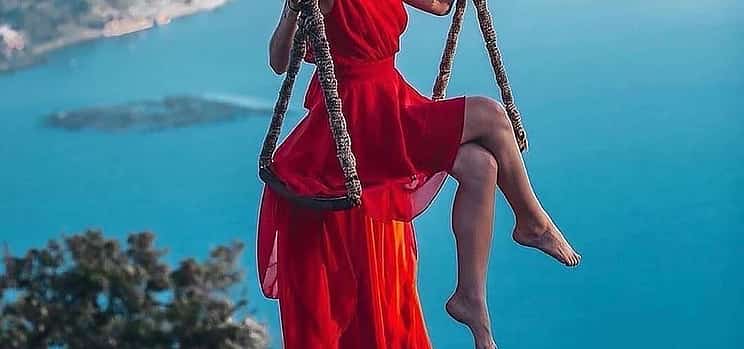 Photo 1 Bali’s Most Beautiful Views: Floating Ulun danu Temple, Wana Giri Hidden Hills & Twin Falls