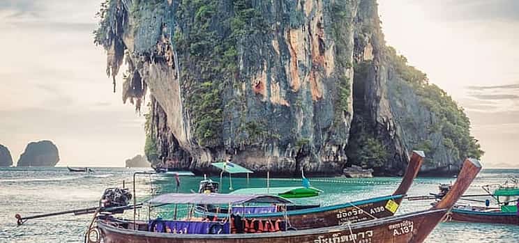 Photo 1 Private Transfer from Krabi to Phuket with 2h of Sightseeing