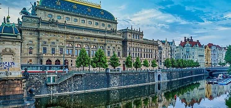 Photo 1 Private Transfer from Berlin to Prague with 4h of Sightseeing