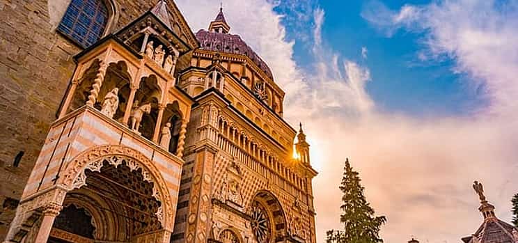 Photo 1 Private transfer: Zurich to Verona,2h sightseeing stop in Bergamo